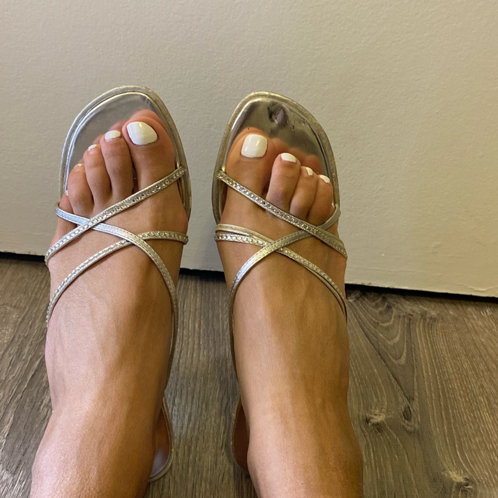 Torta caliente silver heels for weddings - Picture 3 of 4